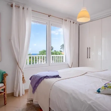 Villa Beachhouse With Private Pool And Amazing Sea View *